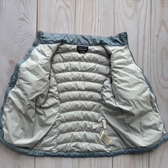 Patagonia Kids Unisex Size L 12 Duck Down Insulated Sweater Puffer Jacket Blue - Picture 9 of 11